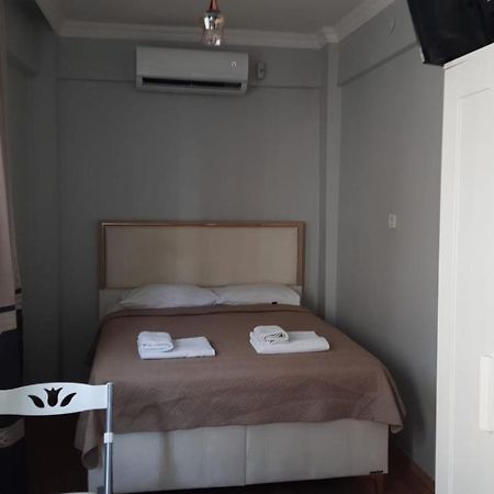Ararat Studio Istanbul Luaran gambar