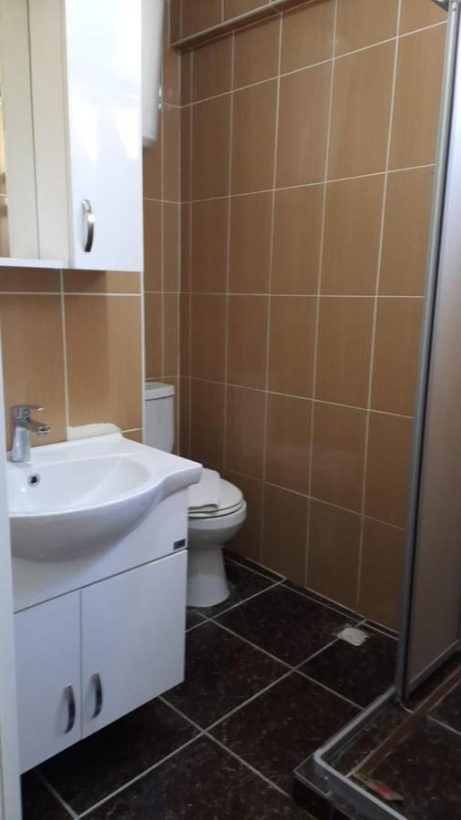 Ararat Studio Istanbul Luaran gambar